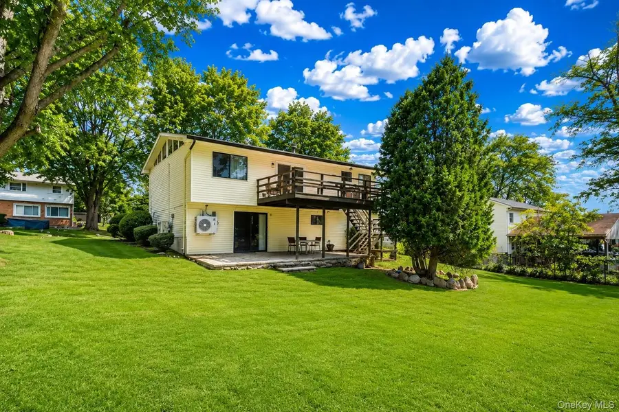 23 Carriage Lane, Spring Valley, NY 10977 - #2