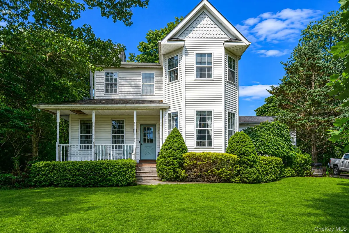 138 Holiday Boulevard, Center Moriches, NY 11934 - #1