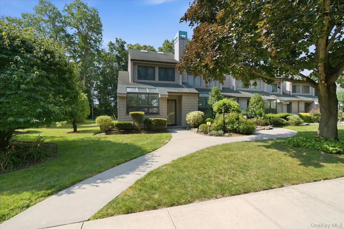 112 Beecher Avenue Extension, East Islip, NY 11730 - #1