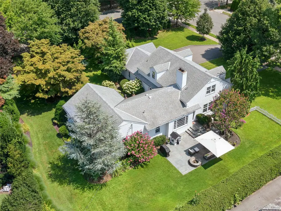 278 Stewart Avenue, Garden City, NY 11530 - #2
