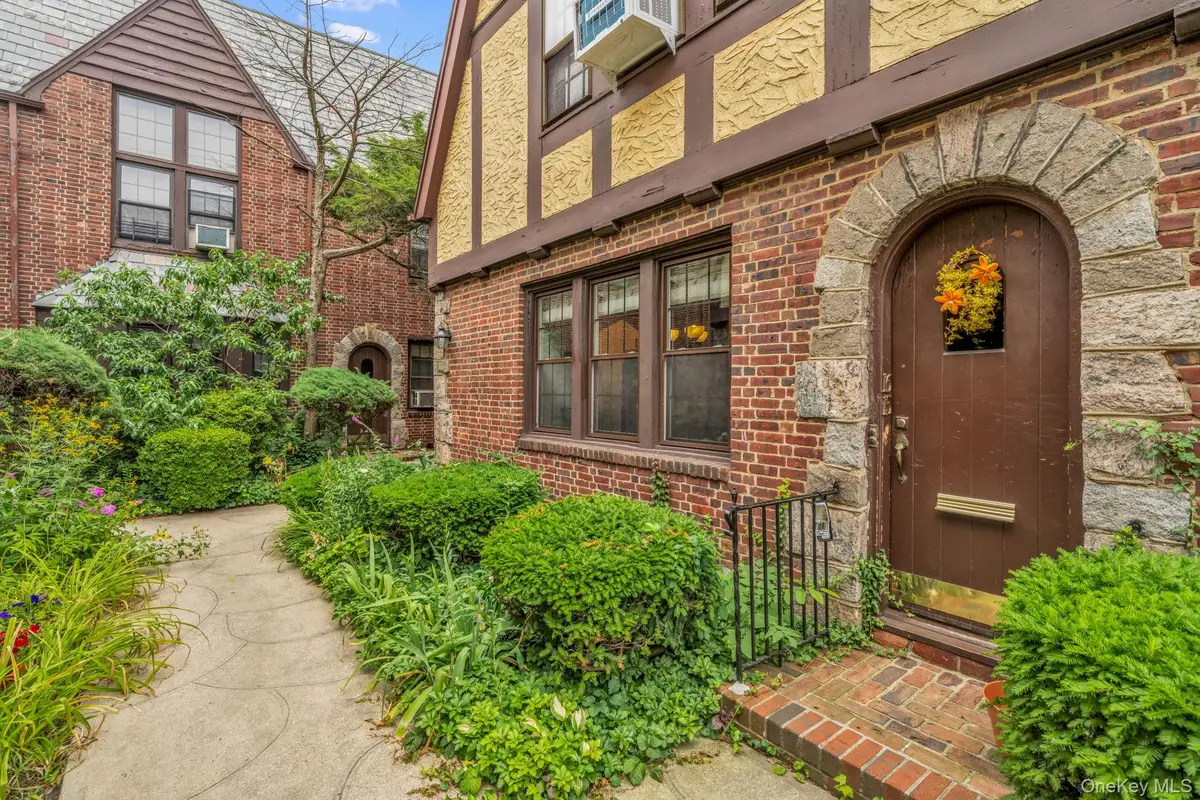 35-05 167th Street #15, Flushing, NY 11358 - #1