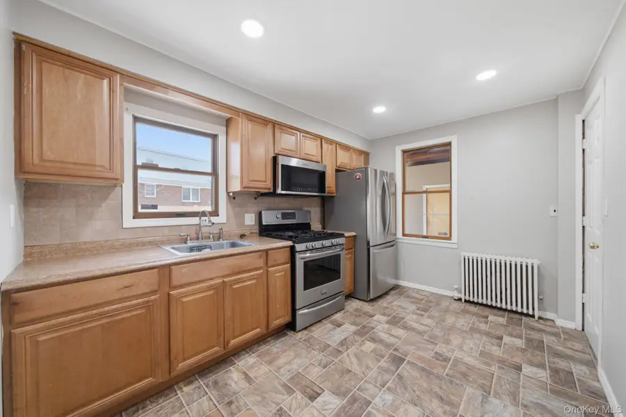 12 Nelson Street, Elmont, NY 11003 - #2