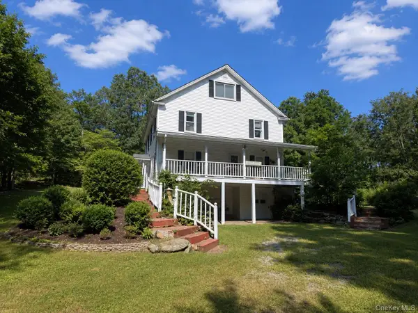 136 Camp Sunset Road, Highland, NY 12528