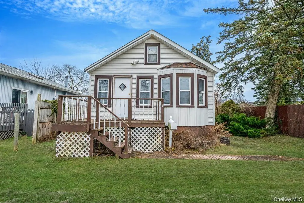 8 Eastern Concourse, Amityville, NY 11701 - #1