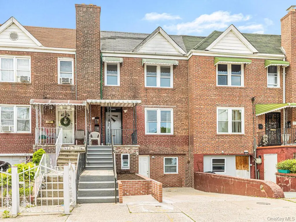 2803 Gunther Avenue, Bronx, NY 10469 - #1