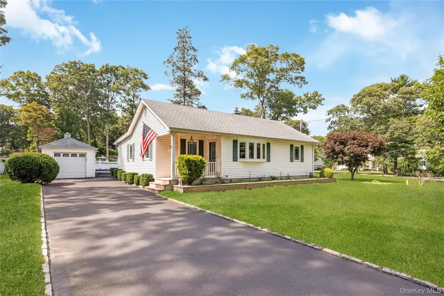 42 Pineacre Drive, Smithtown, NY 11787 - #2