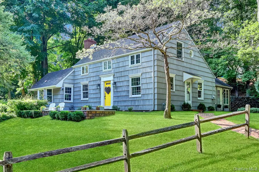 2 Dogwood Drive, Stony Brook, NY 11790 - #2