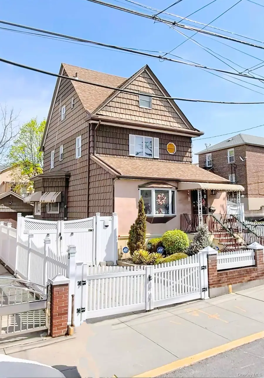 134-37 58th Road, Flushing, NY 11355 - #2