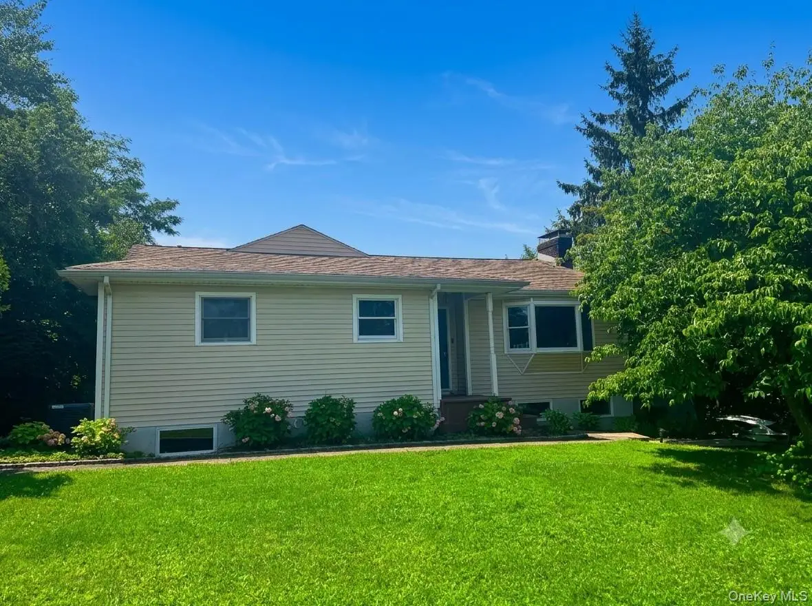 162 Florence Avenue, Thornwood, NY 10594 - #1