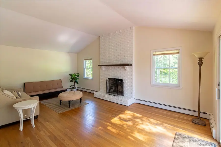1540 Laurelwood Drive, Laurel, NY 11948 - #3