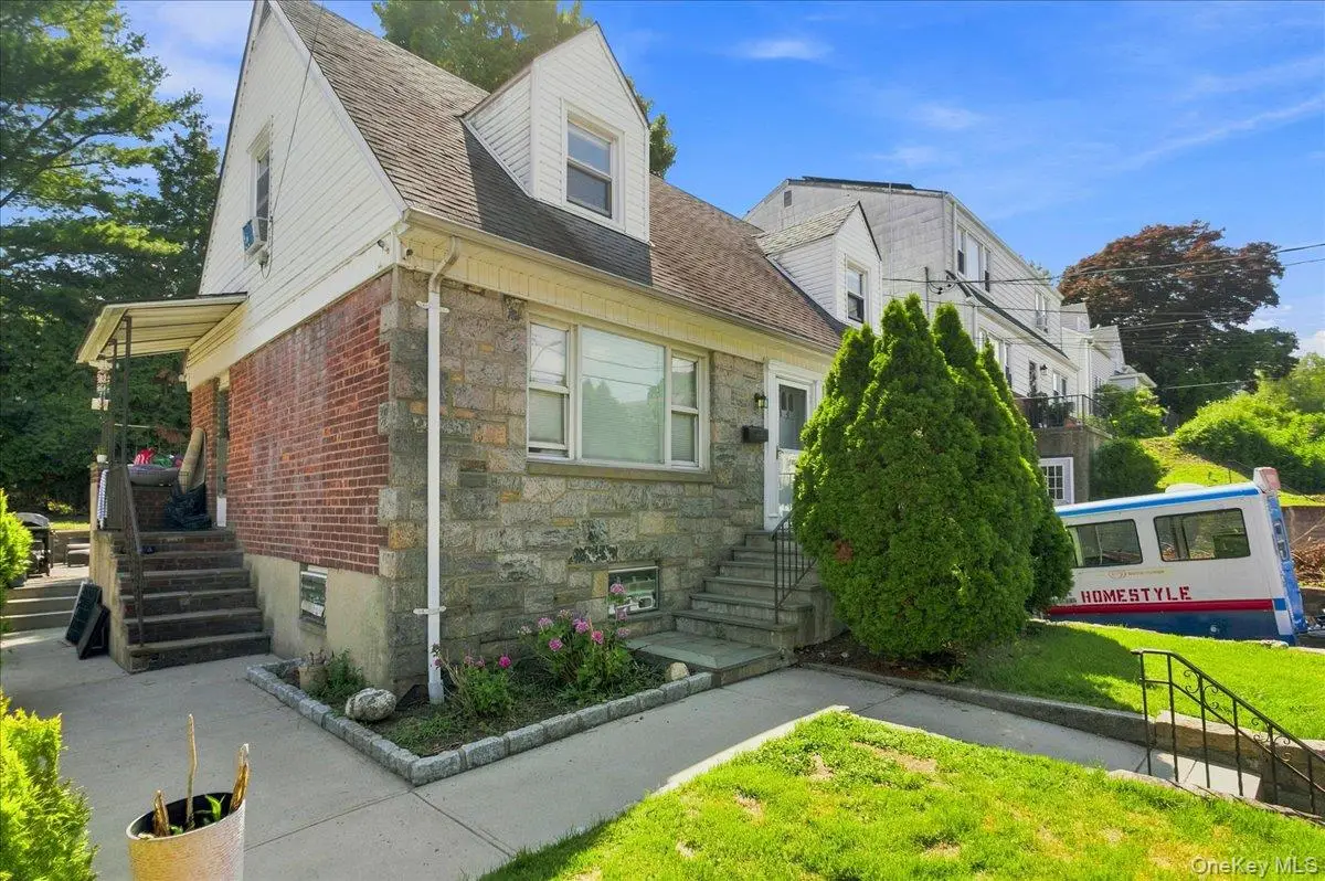 114 Greenvale Avenue, Yonkers, NY 10703 - #1