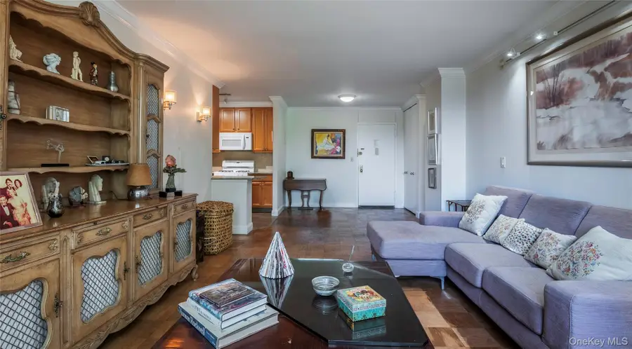 270-10 Grand Central Parkway #3F, Queens, NY 11005 - #2