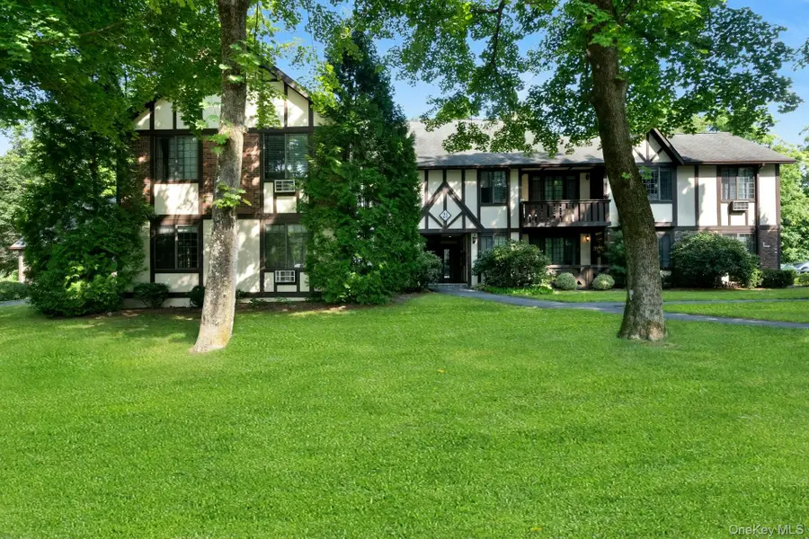 21 Foxwood Drive #2, Pleasantville, NY 10570 - #2