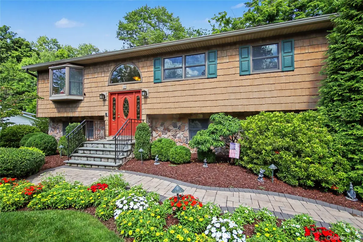 17 Scotsdale Road, Carmel, NY 10512 - #1
