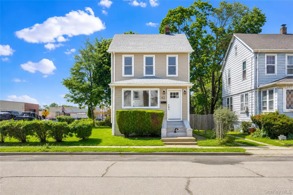 42 Satterie Avenue, Valley Stream, NY 11580 - #1