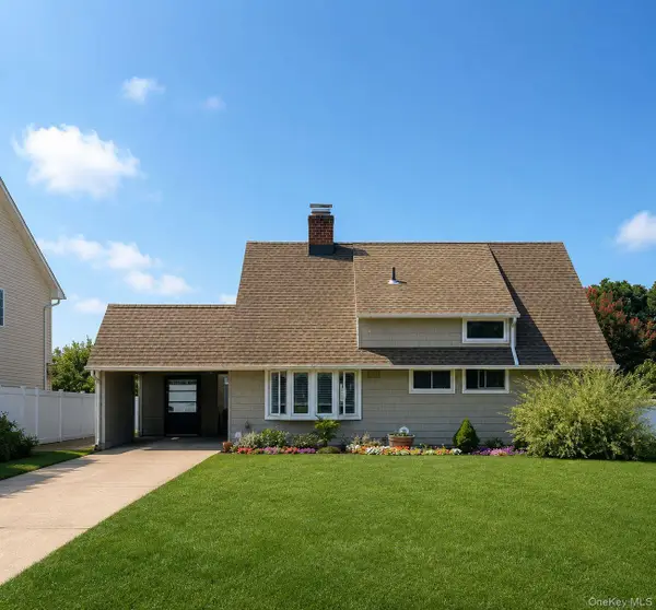 259 Elm Drive S, Levittown, NY 11756