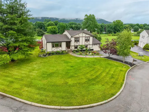 23 Buckingham Place, Washingtonville, NY 10992