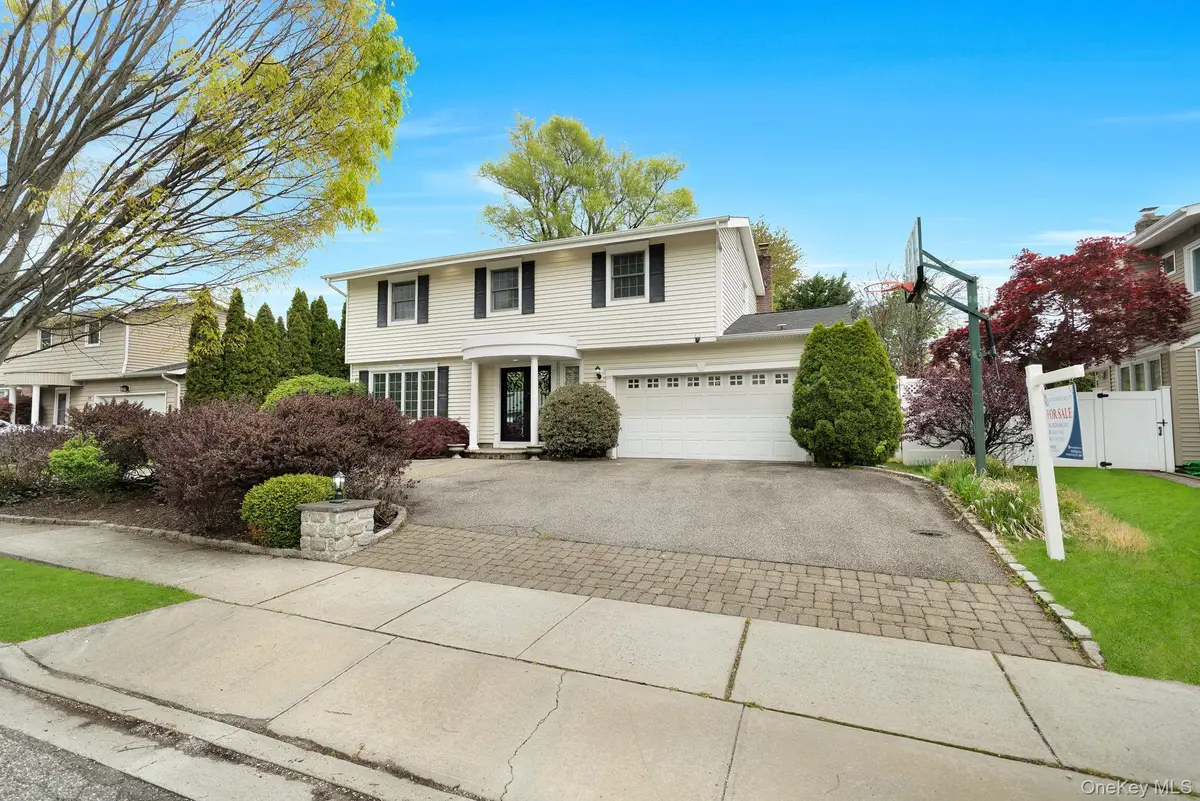 20 Sagamore Way S, Jericho, NY 11753 - #1