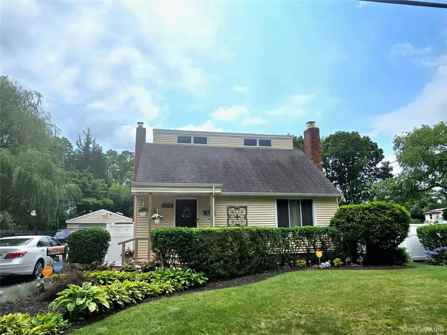 96 Chenango Drive, Bay Shore, NY 11706 - #2