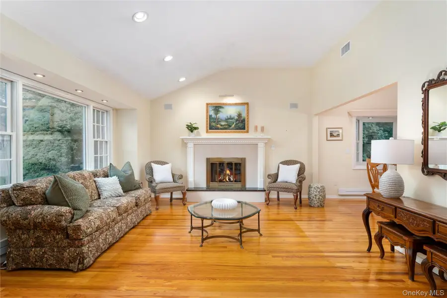 12 William Penn Drive, Stony Brook, NY 11790 - #2