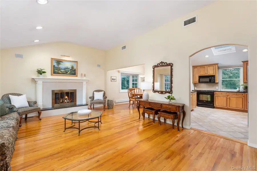 12 William Penn Drive, Stony Brook, NY 11790 - #3