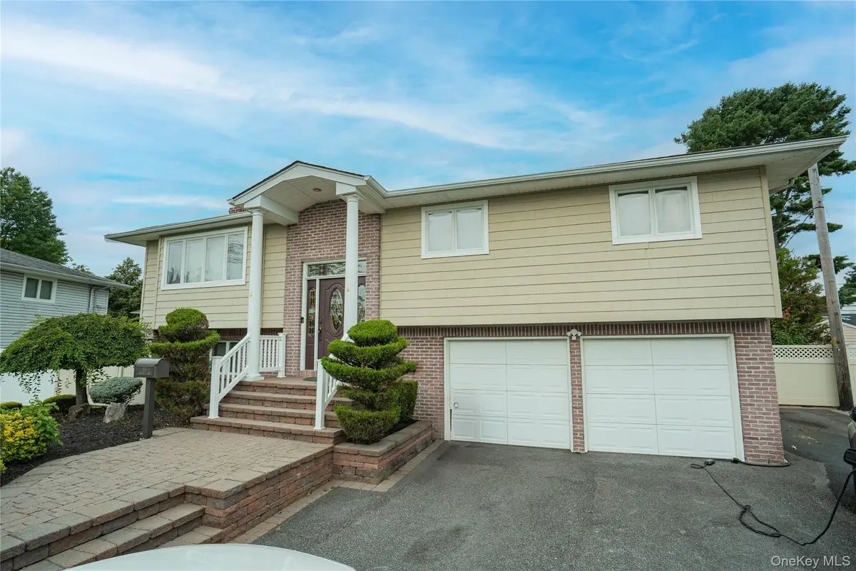 66 Harvest Lane, Commack, NY 11725 - #1