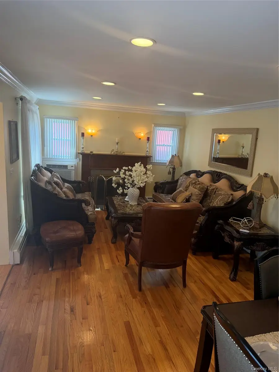 75 Maplewood Avenue, Hempstead, NY 11550 - #2