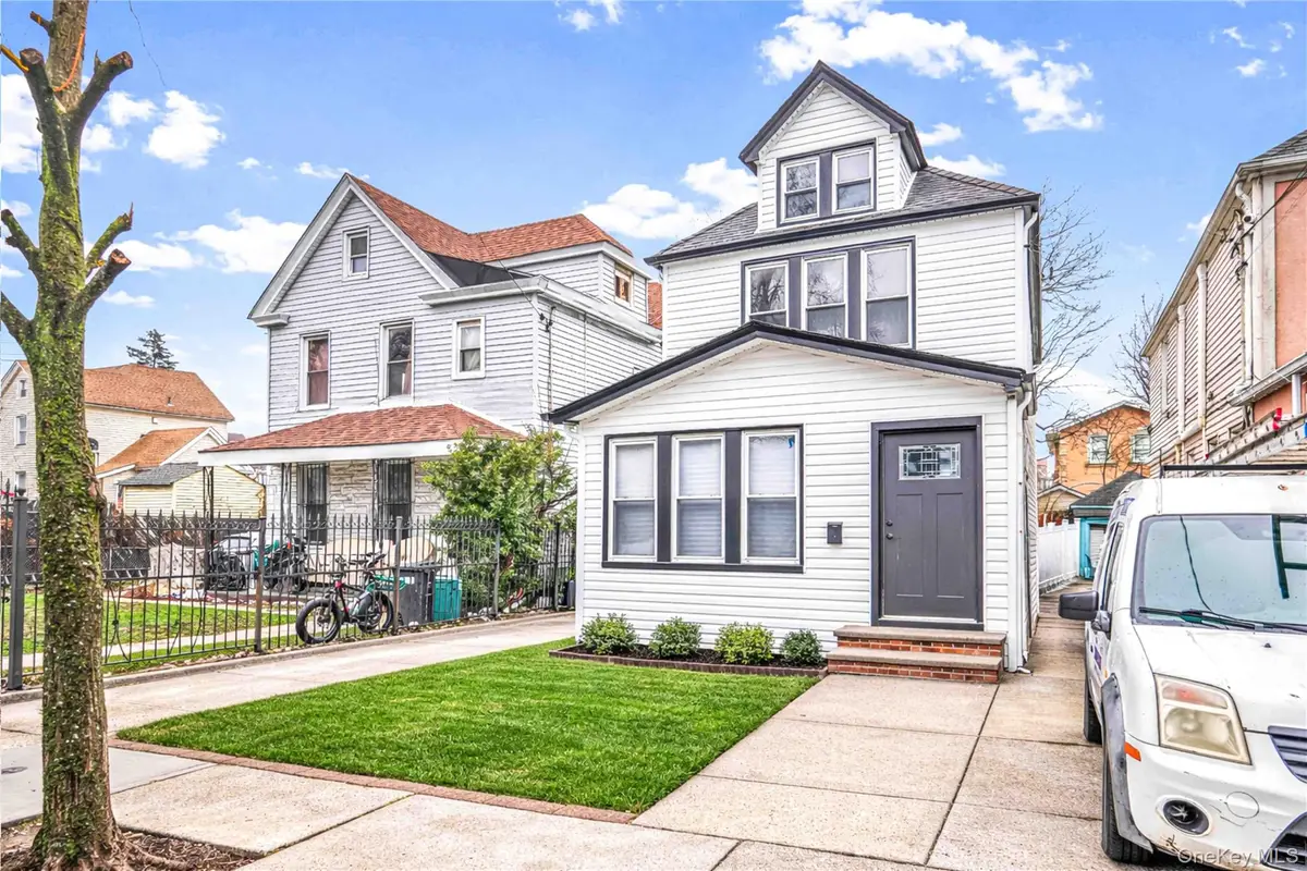 10328 135th Street, South Richmond Hill, NY 11419 - #1