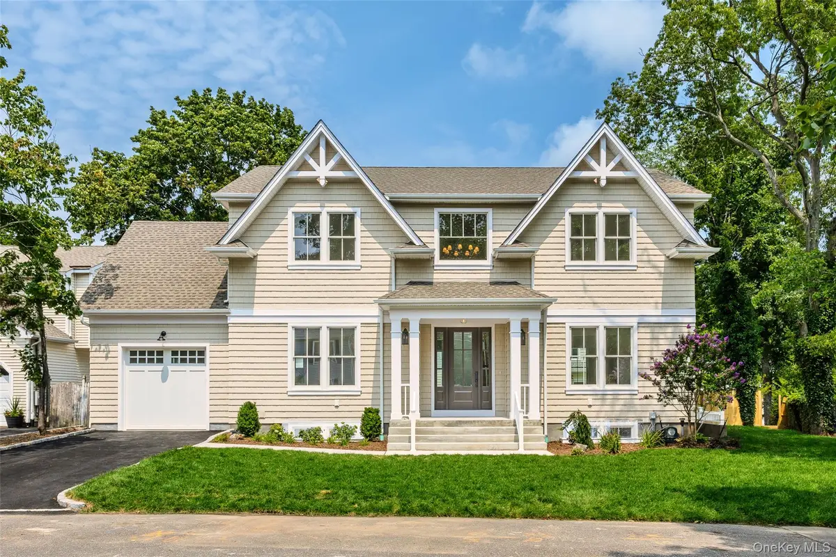 24 Lorraine Court, Northport, NY 11768 - #1