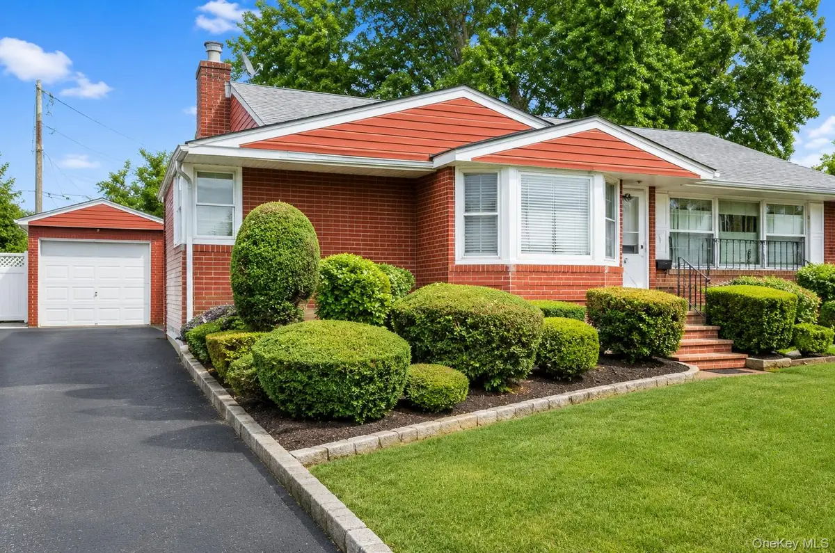 53 Berkshire Road, Hicksville, NY 11801 - #1