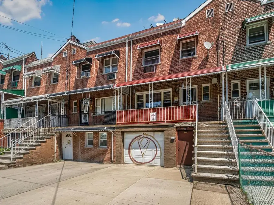 3410 Gunther Avenue, Bronx, NY 10469 - #2
