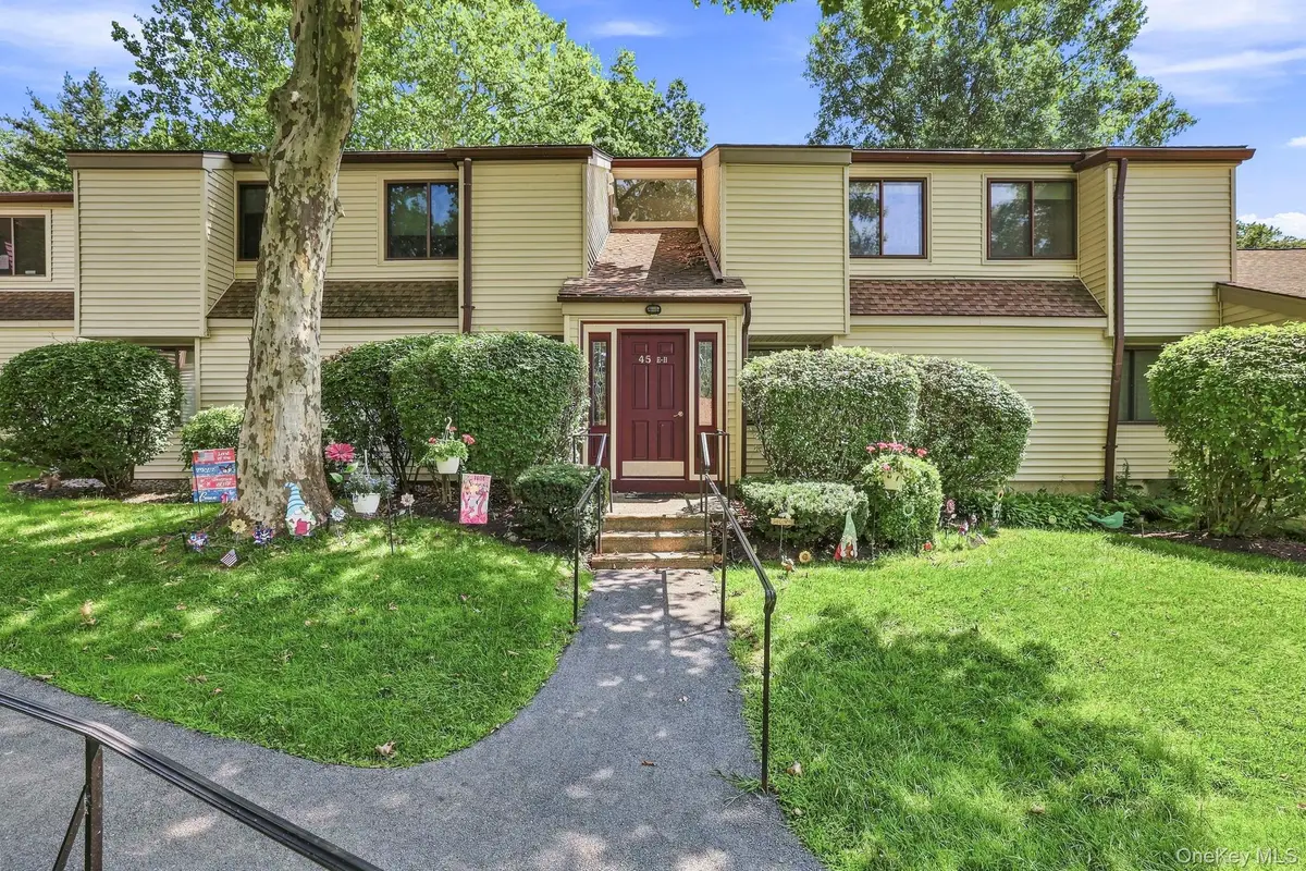 45 Jefferson Oval #H, Yorktown Heights, NY 10598 - #1