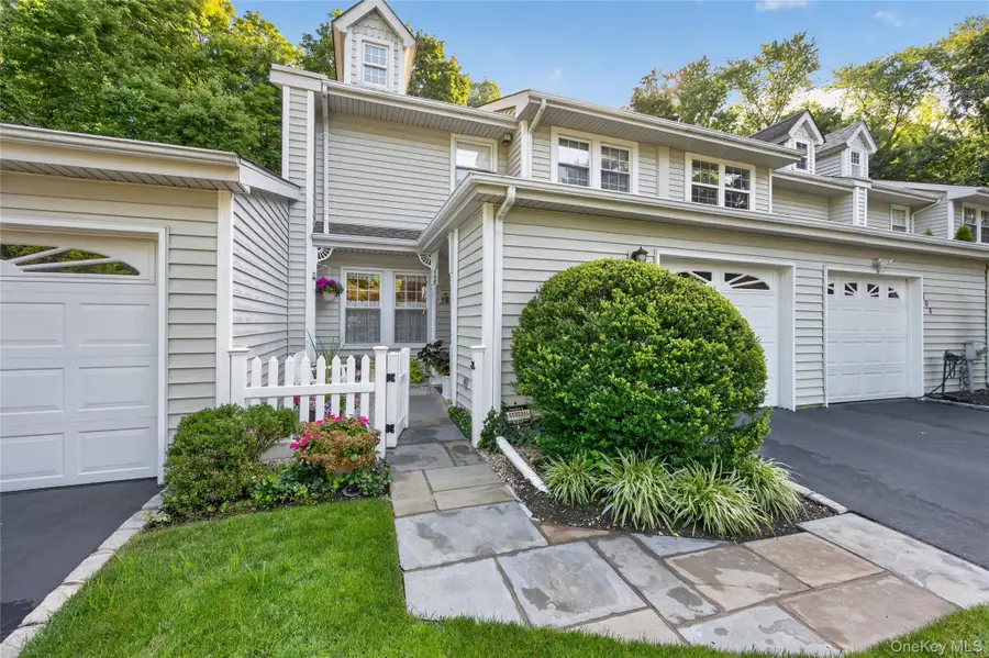 106 Spring Road, Huntington, NY 11743 - #2
