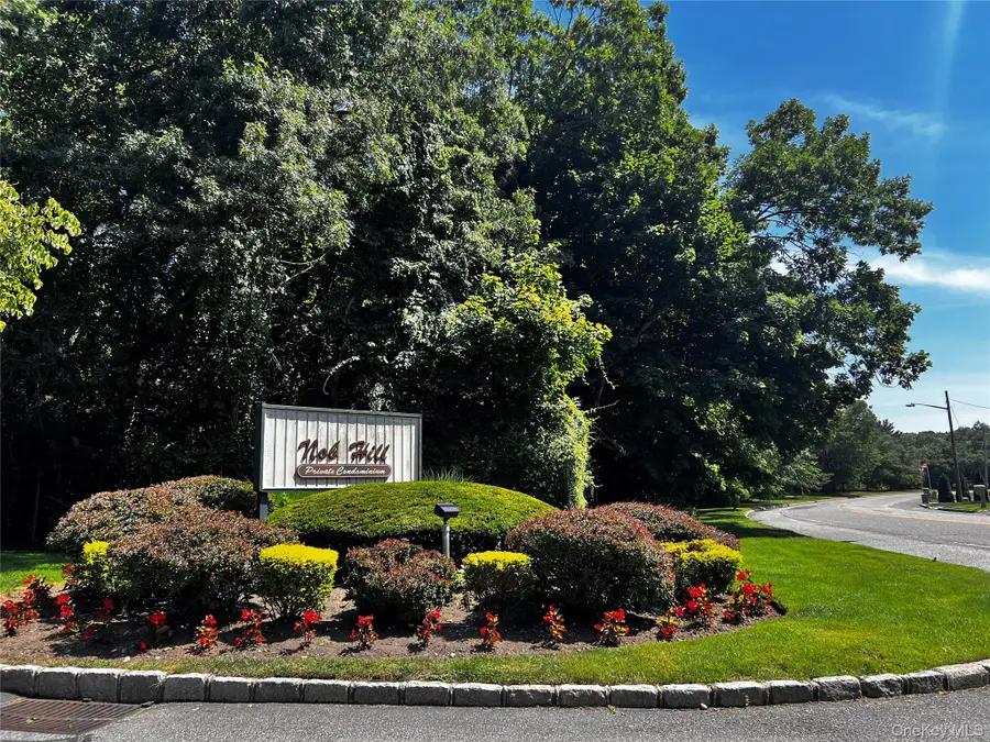 71 Richmond Boulevard #3B, Ronkonkoma, NY 11779 - #2