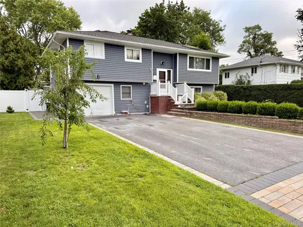 Address Withheld By Seller, Brentwood, NY 11717