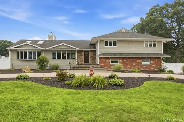 60 Hawthorne Street, Selden, NY 11784 - #1