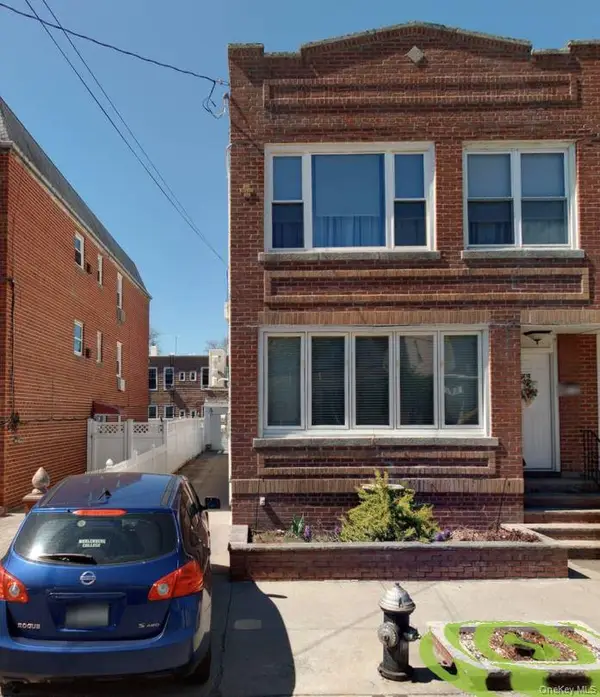 70-22 68th Street, Glendale, NY 11385