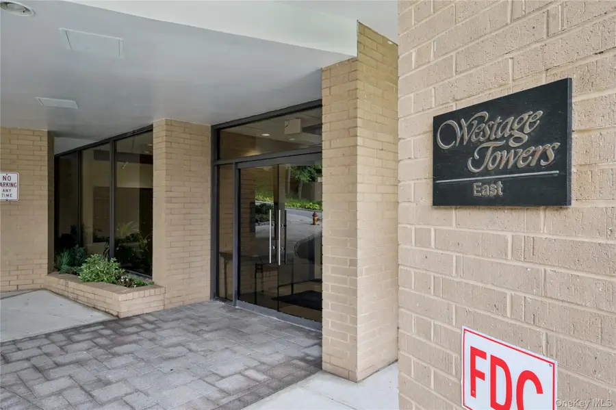 25 Rockledge Avenue #PH11, White Plains, NY 10601 - #3