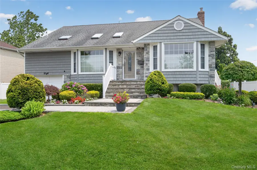 8 Yates Lane, Jericho, NY 11753 - #3