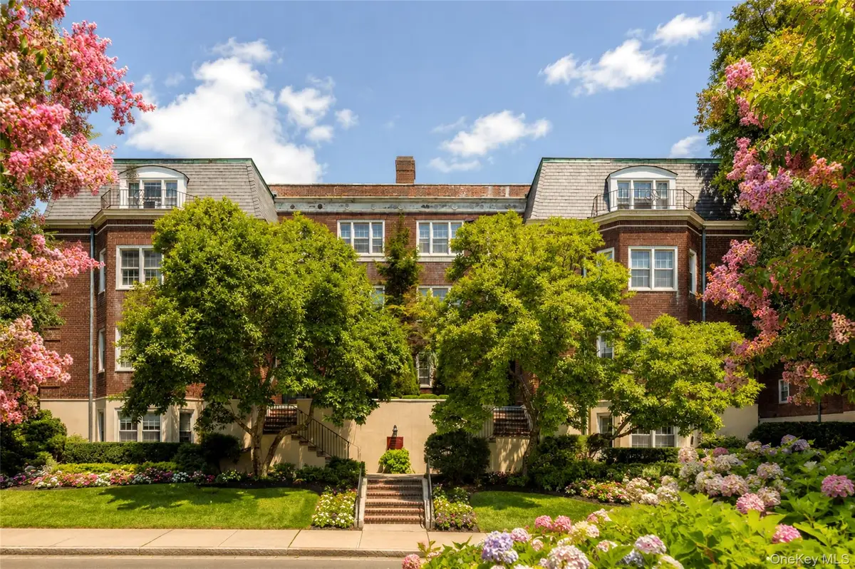 2 Chateaux Circle #2E, Scarsdale, NY 10583 - #1