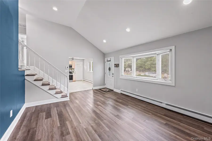78 Circle Drive N, Patchogue, NY 11772 - #3