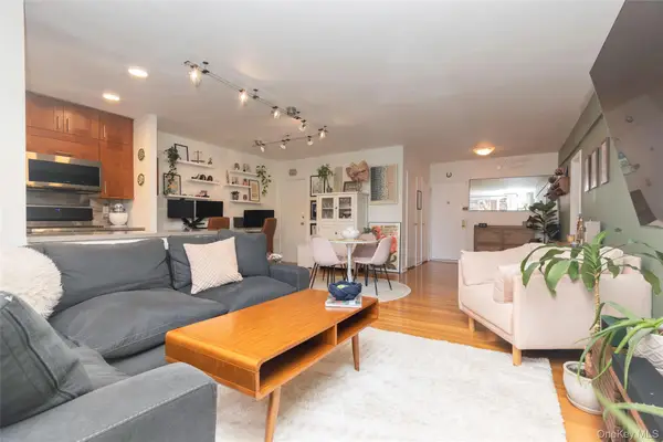 12 Westchester Avenue #2J, White Plains, NY 10601