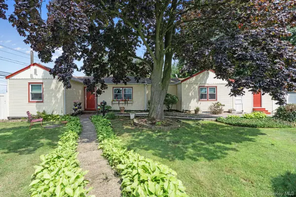 125 1st Street, Brentwood, NY 11717