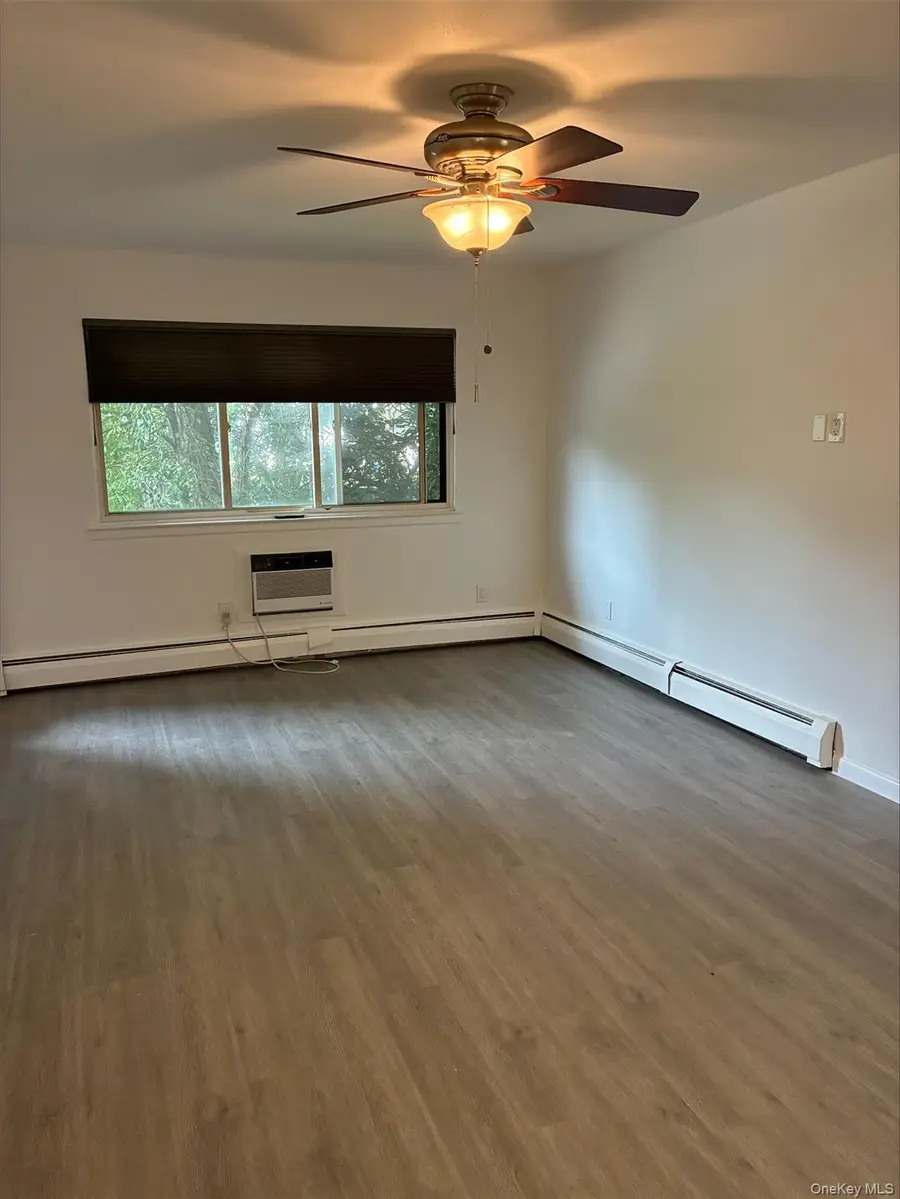 42 Coachlight Square, Montrose, NY 10548 - #2