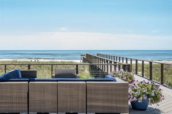 585 Dune #A18, Westhampton, NY 11977