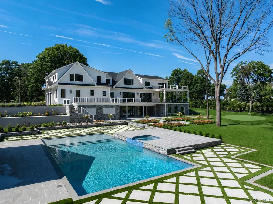 220 Beach Road, Centre Island, NY 11771 - #3