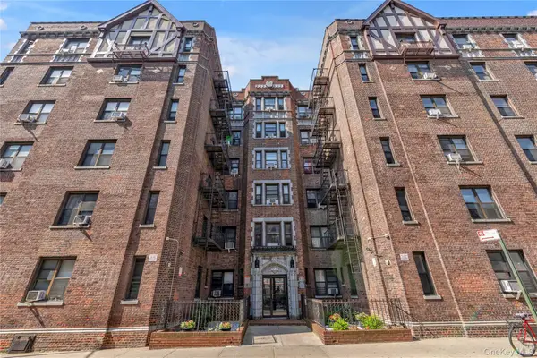 42-02 Layton Street #202, Elmhurst, NY 11373
