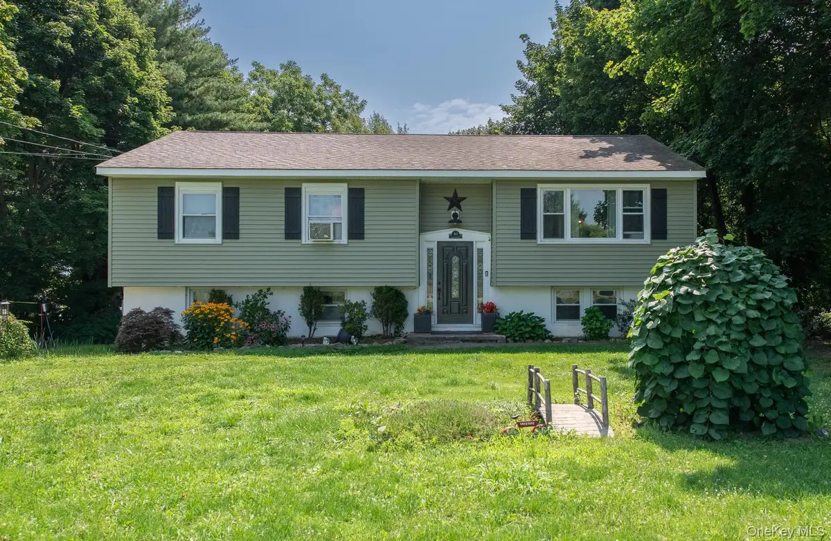 10 Lakeview Court, Poughkeepsie, NY 12603 - #1