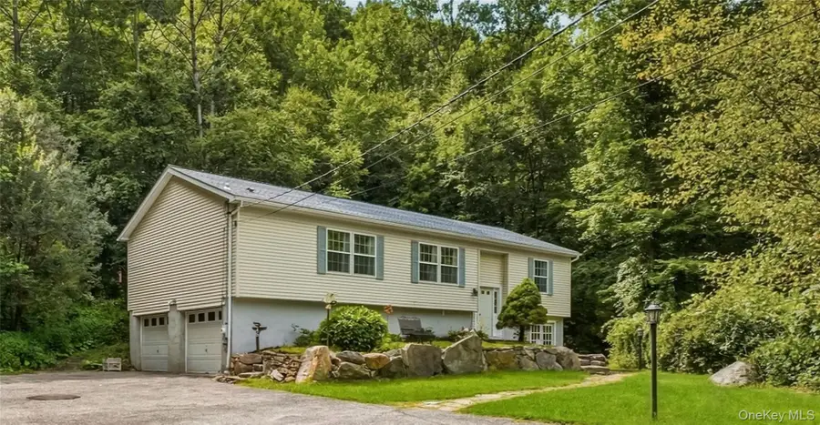 45 Wiccopee Road, Putnam Valley, NY 10579 - #2