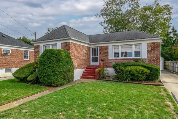 2975 Oceanside Road, Oceanside, NY 11572